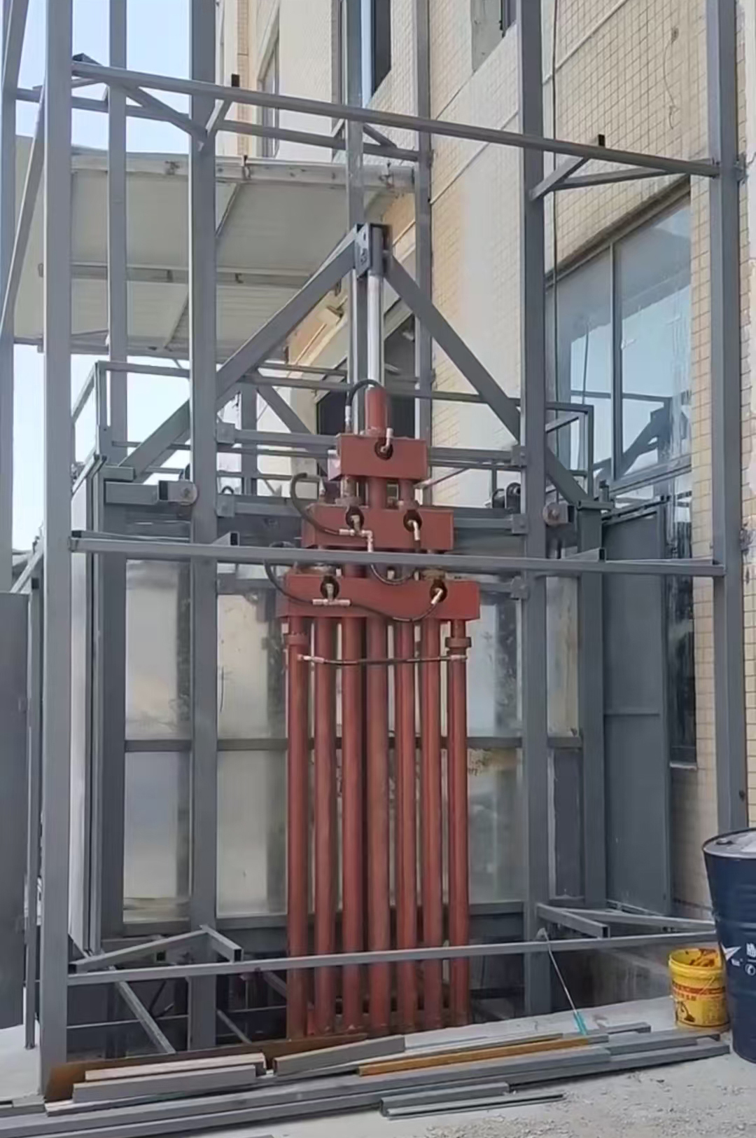 直頂式升降平臺（可辦證）